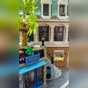 LEGO Boutique Hotel #10297